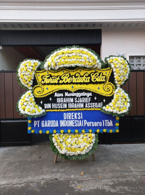 Papan Bunga Duka di Dempo Utara