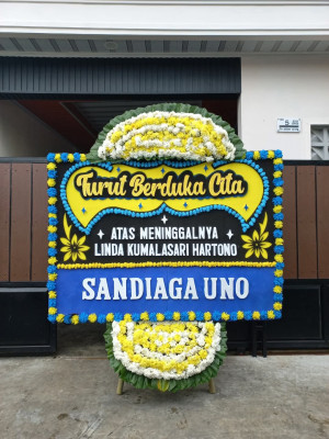 Papan Bunga Duka di Dempo Utara